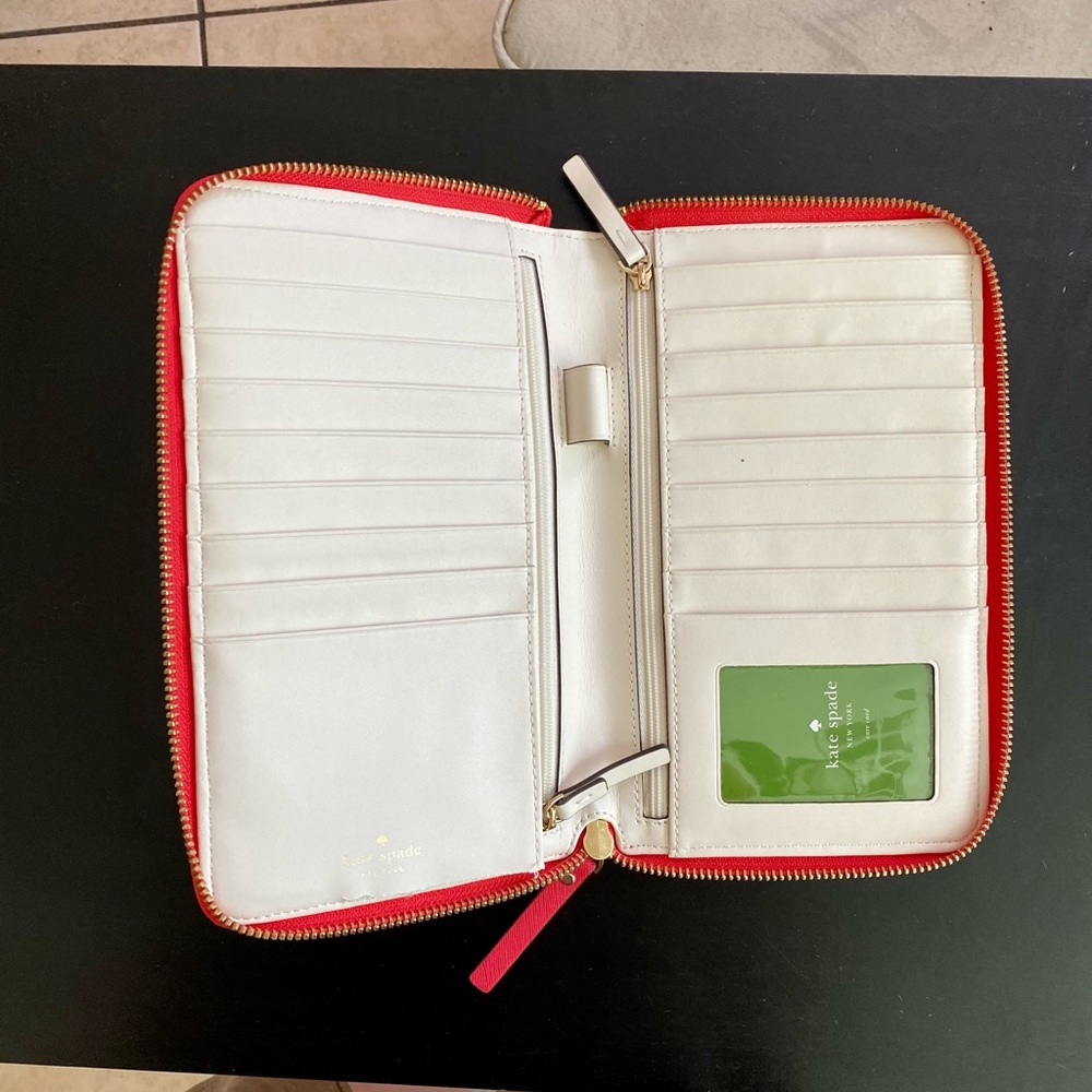 Red Kate Spade wallet - Picture 4 of 7